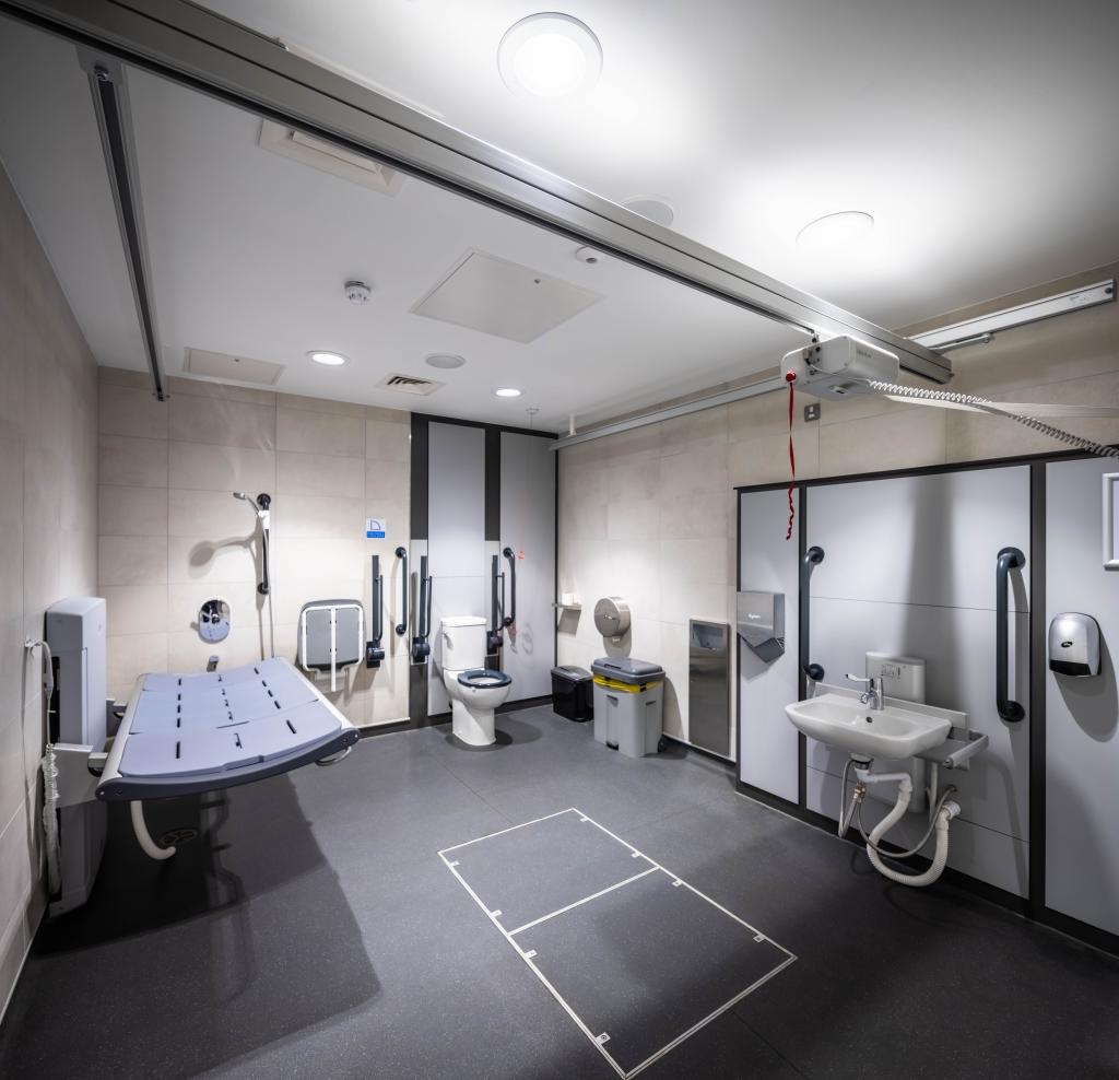 Public Toilets - Designplan Lighting